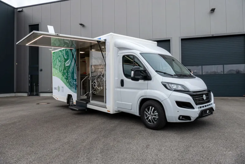 EMBL, Ein mobiles Labor für die EMBL TREC Expedition