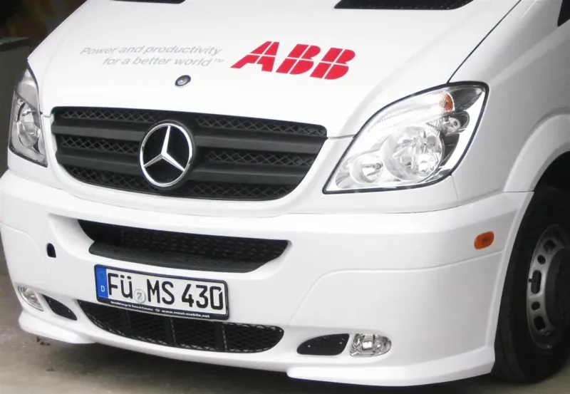ABB, Rollender Messestand unterstützt den Vertrieb